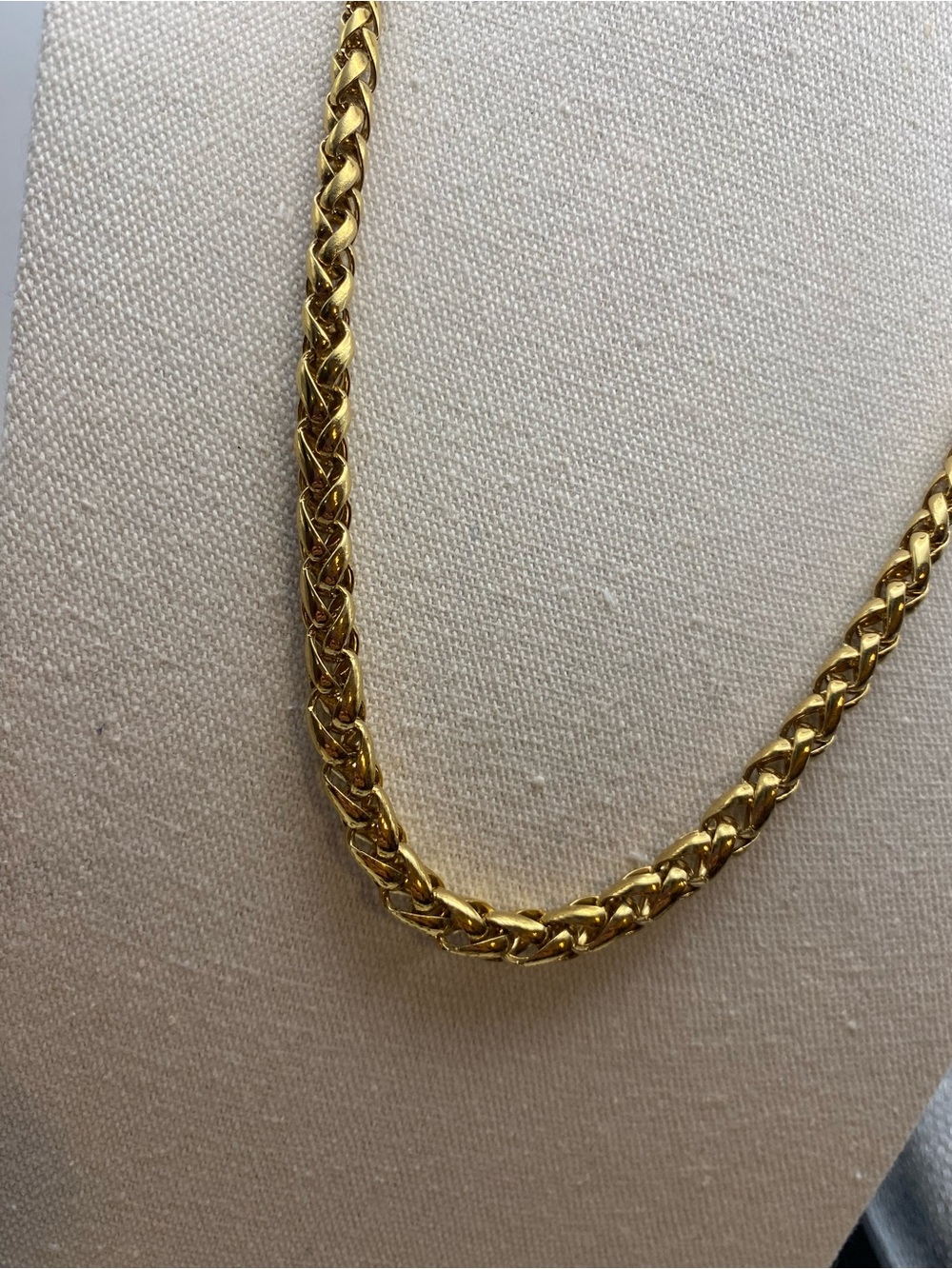 Classic Gold Tone Chunky Rope Chain Necklace with twisted link design - Picture 2 of 11